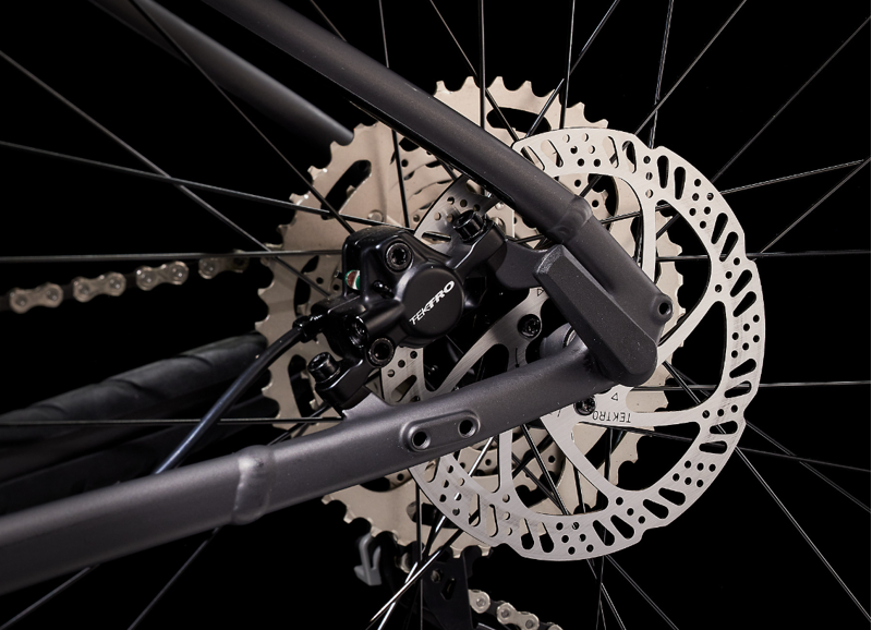 Trek Marlin 6 Gen 3 Hardtail Mountain Bike 2023 in Matte Black-3